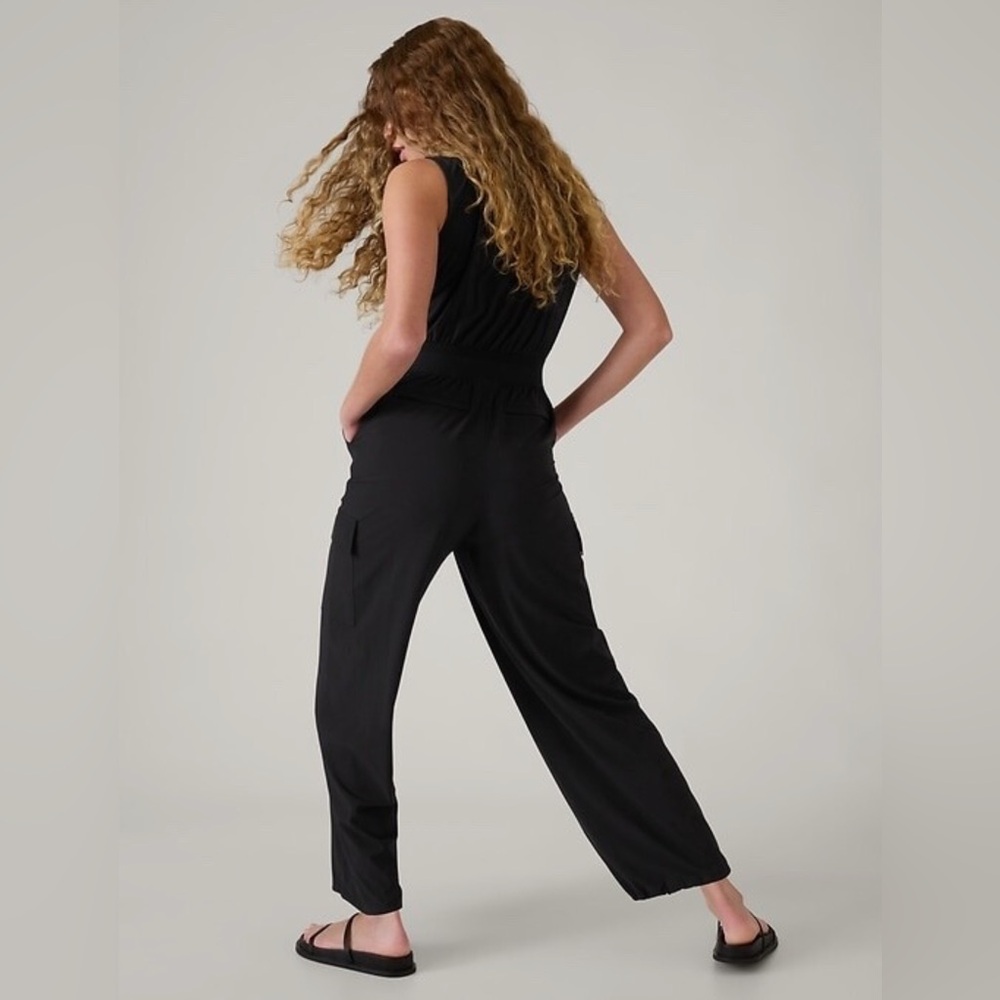 NWOT ATHLETA Brooklyn Utility Jumpsuit -Size 4 - Picture 2 of 7